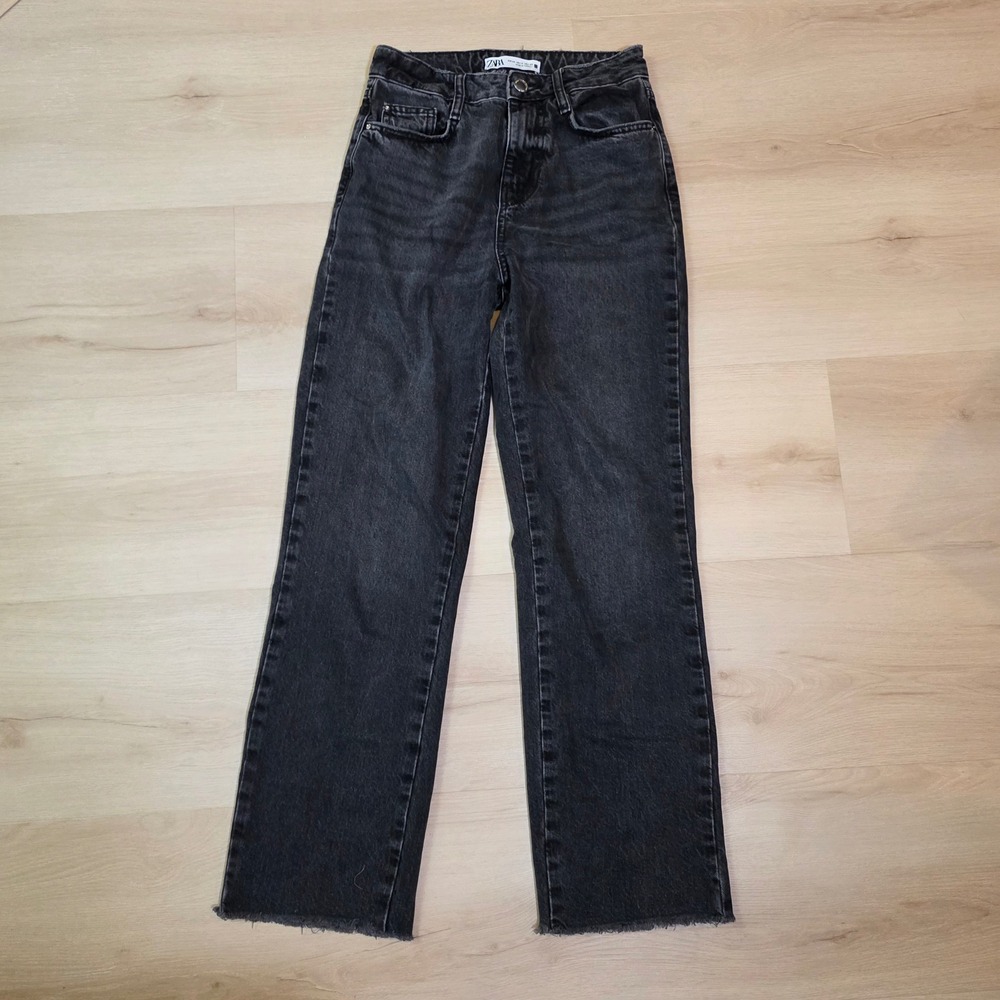 Zara Denim Distressed Black Straight Jeans Frayed Bottoms Acid Wash‎ Size 0